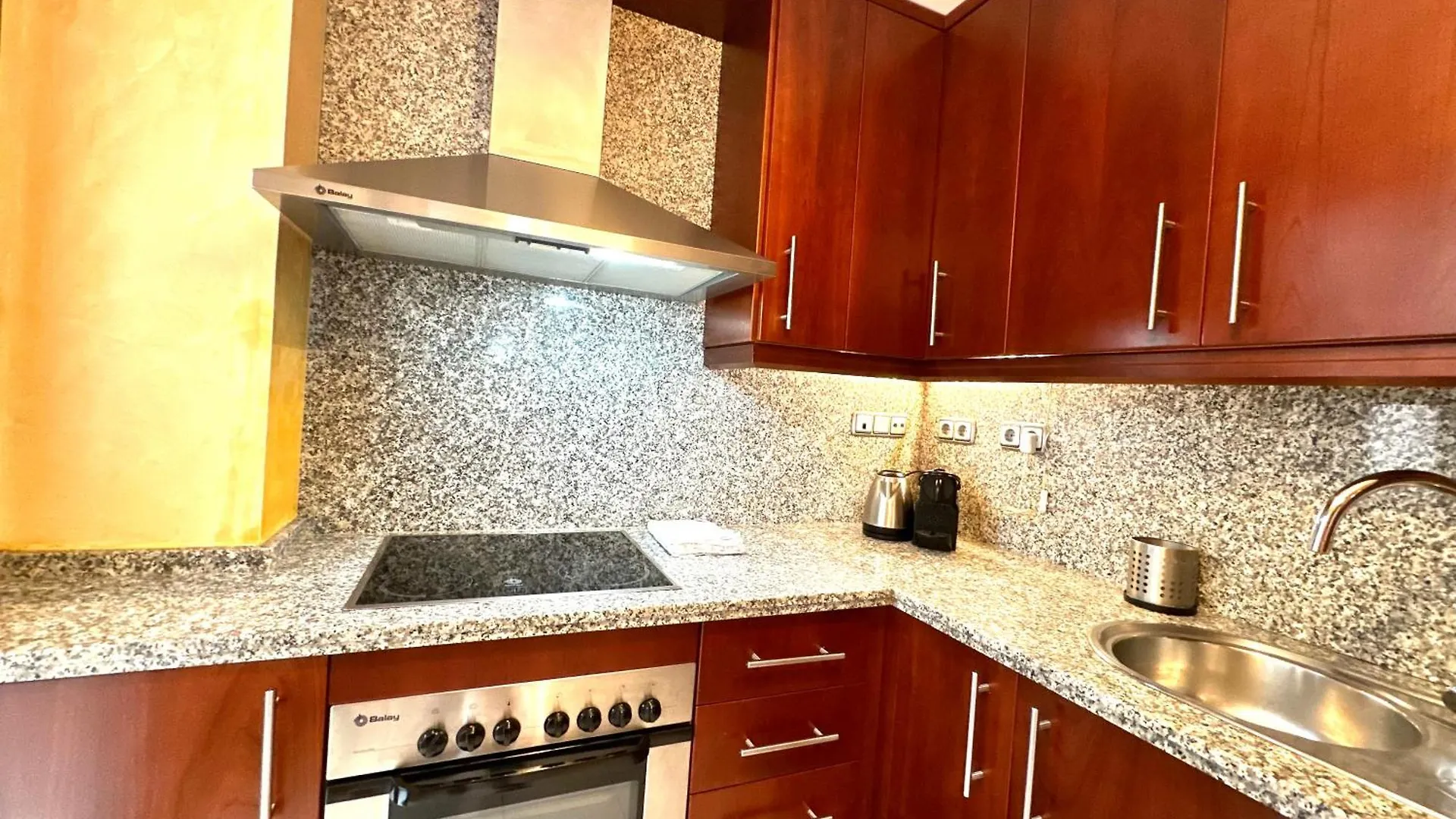 Tor- Apartamento 2 Hab - Piscina - Terraza - Wifi Torremolinos