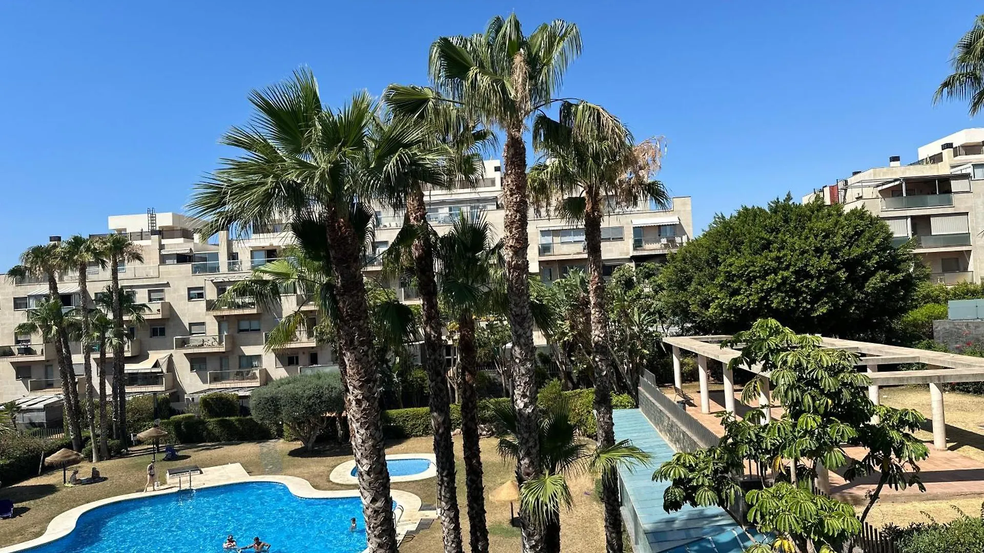 Tor- Apartamento 2 Hab - Piscina - Terraza - Wifi Torremolinos Apartment